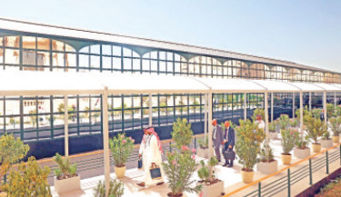 Saudi hosts world’s business elite with eyes on gigaprojects, AI