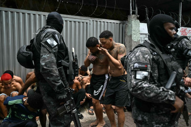 At least 64 killed in war-like Brazilian drug raids