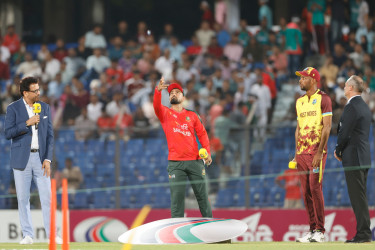 Bangladesh bat first in final T20I after making four changes