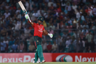 Tanzid’s brilliance overshadowed by batting woes