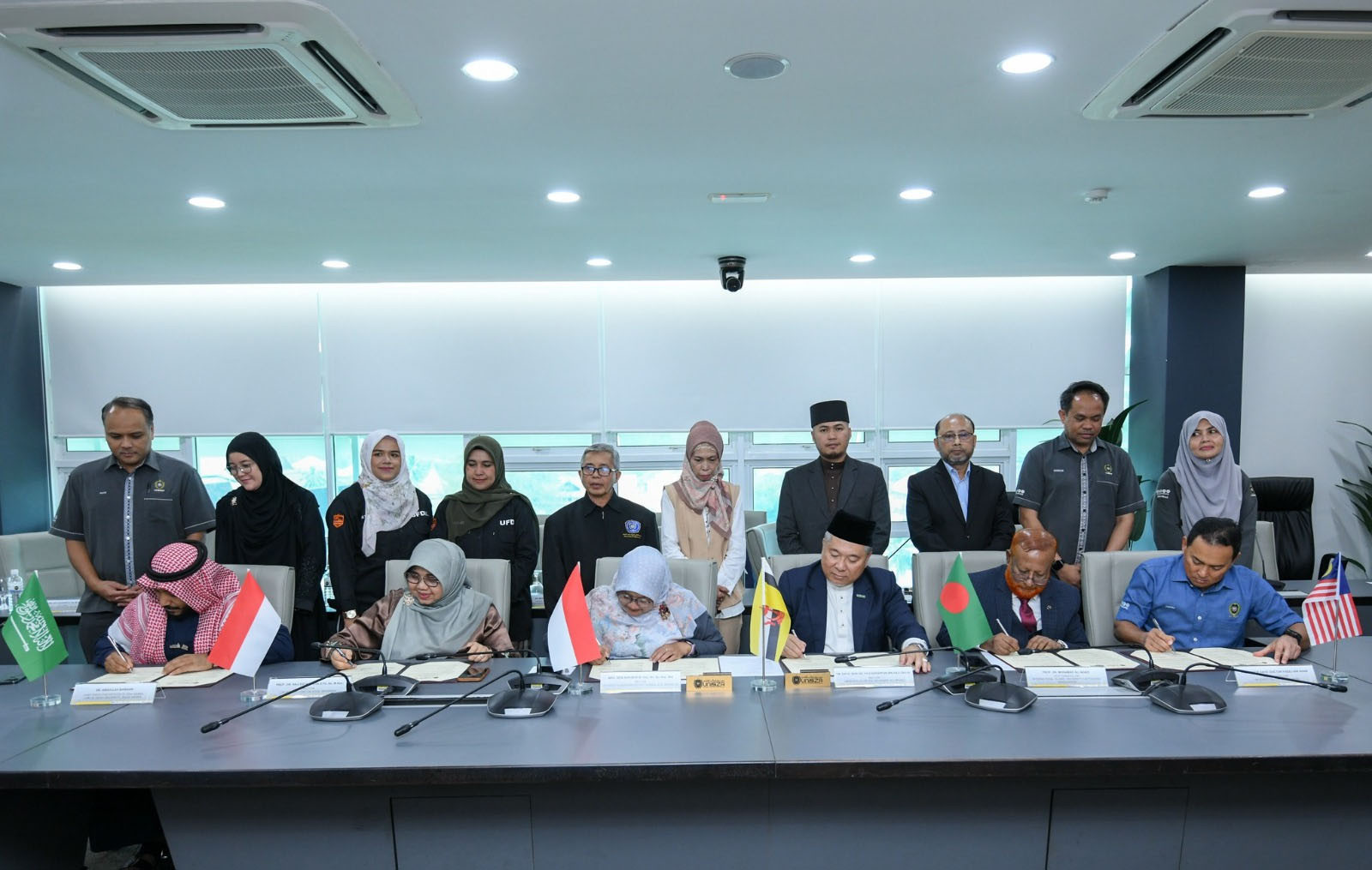 IIUC VC joins VCFARE -2025, signs LoI at Malaysia