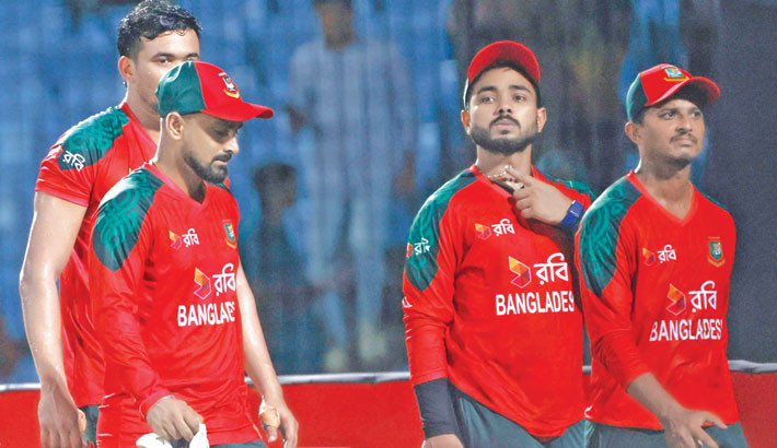 BATTERS FAIL, LITTON CALLS FOR BREAK