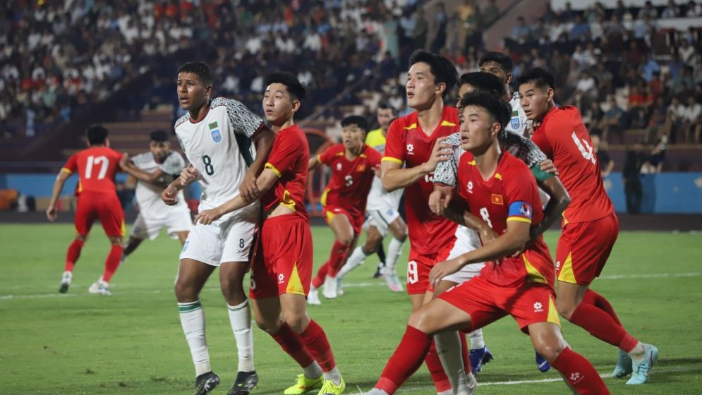 Cuba misses squad for India clash