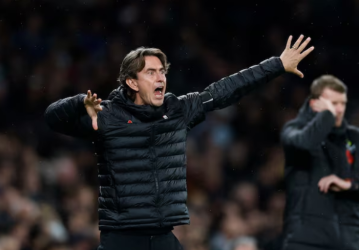 Tottenham manager Frank plays down Van de Ven