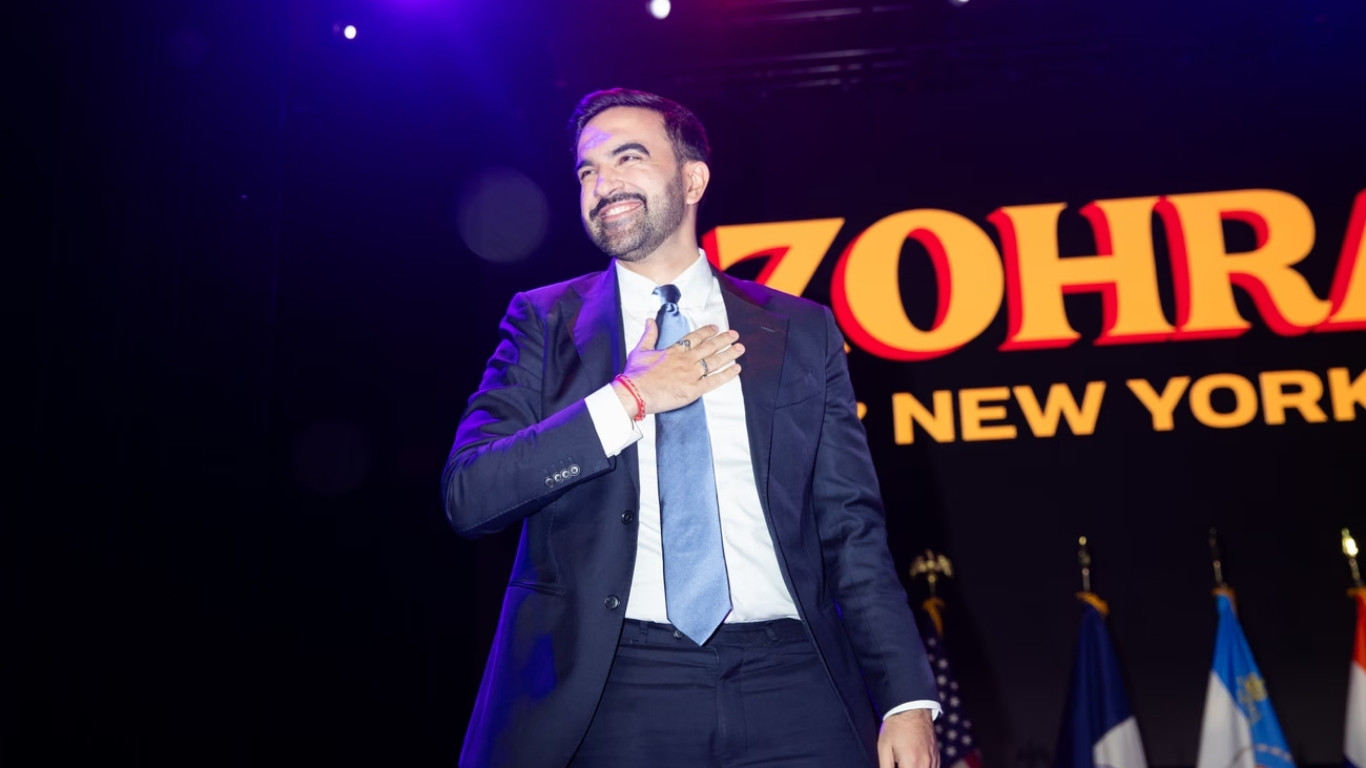 Mamdani elected mayor of New York on winning night for Democrats