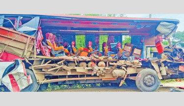 12 killed in road, train accidents