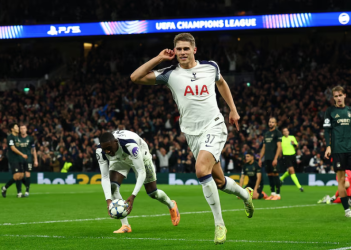 Van de Ven wonder goal helps Tottenham to 4-0 rout of Copenhagen