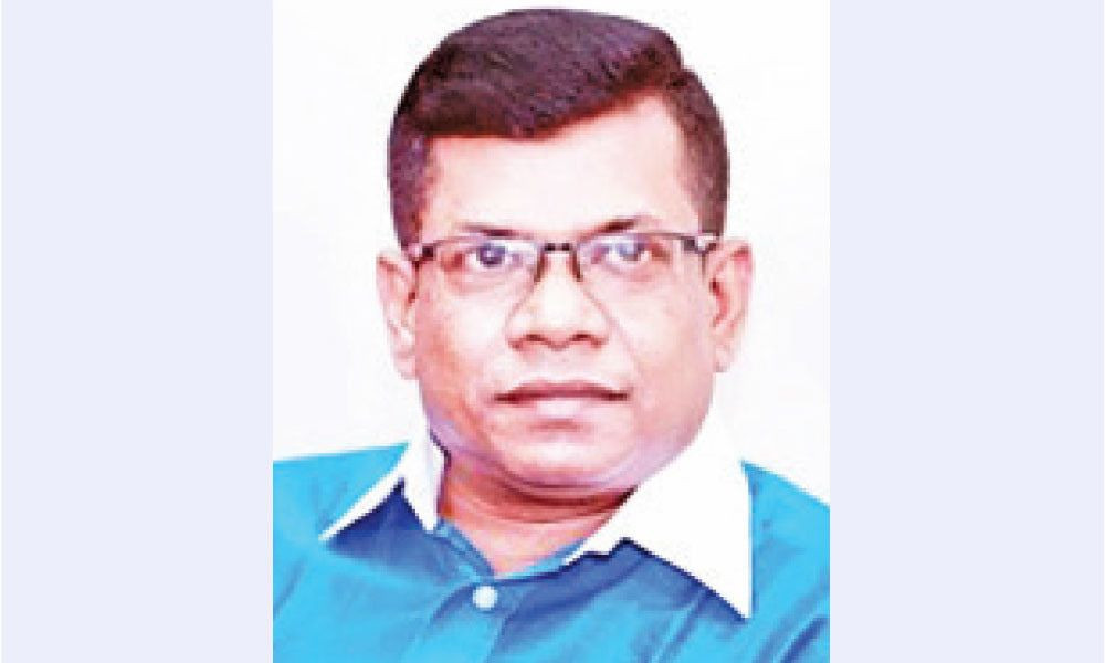 Hidden and open scheming over the port