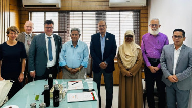 German MP visits Bangladesh; duscuss current situation