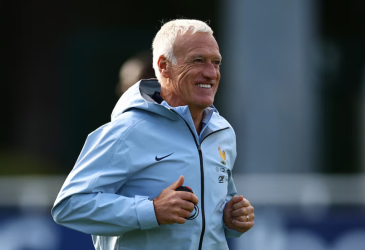 France's Deschamps recalls Kante, Kolo Muani for World Cup qualifiers