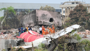 Blame game over Air India crash goes on