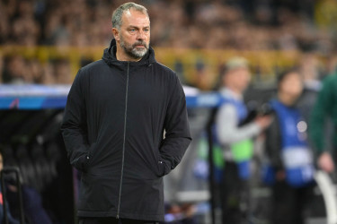 Flick demands more Barca 'fight' amid injury crisis