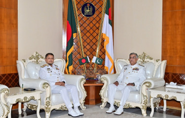 Visiting Pakistan navy chief calls on chief of naval staff