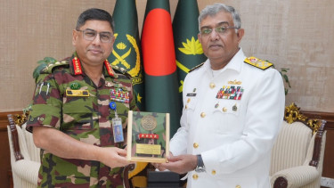 Pakistan Navy chief meets Bangladesh army chief