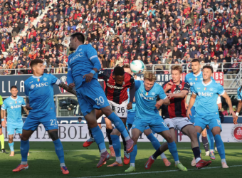 Napoli fall in Bologna as top of the table remains tight