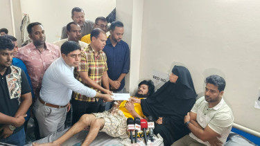 Tarique extends support to cancer-stricken mother, crippled son