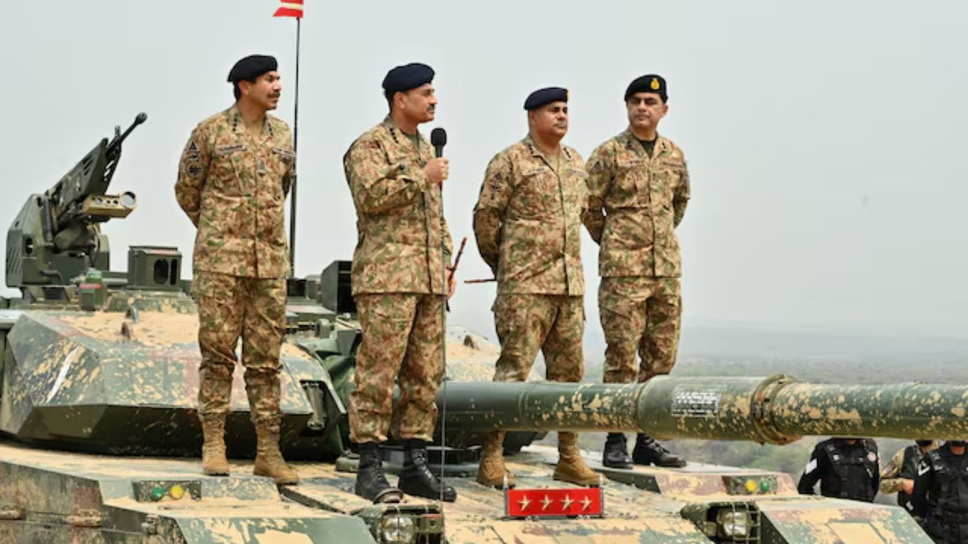 Pak army chief to get expanded powers under proposed reform