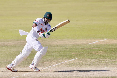 Bangladesh tighten grip despite early blows on Day 3