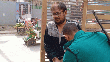 Banned BCL leader held in Old Dhaka during lockdown programme