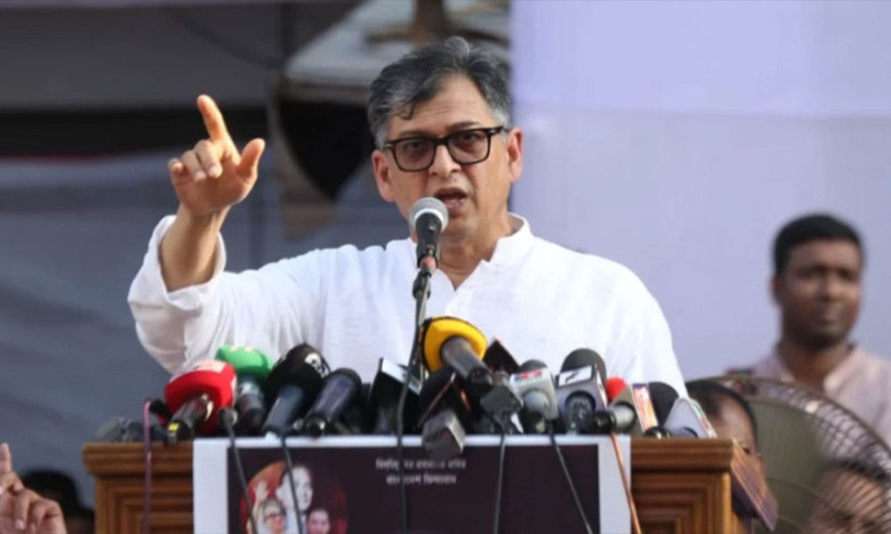 ‘Religious opportunists’ want to keep women indoors: Salahuddin