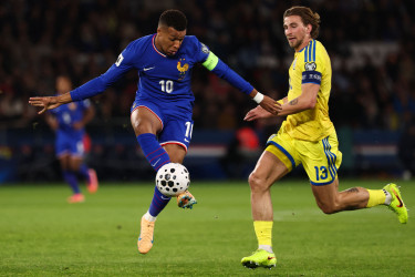 Injured Mbappe ruled out of Azerbaijan World Cup qualifier