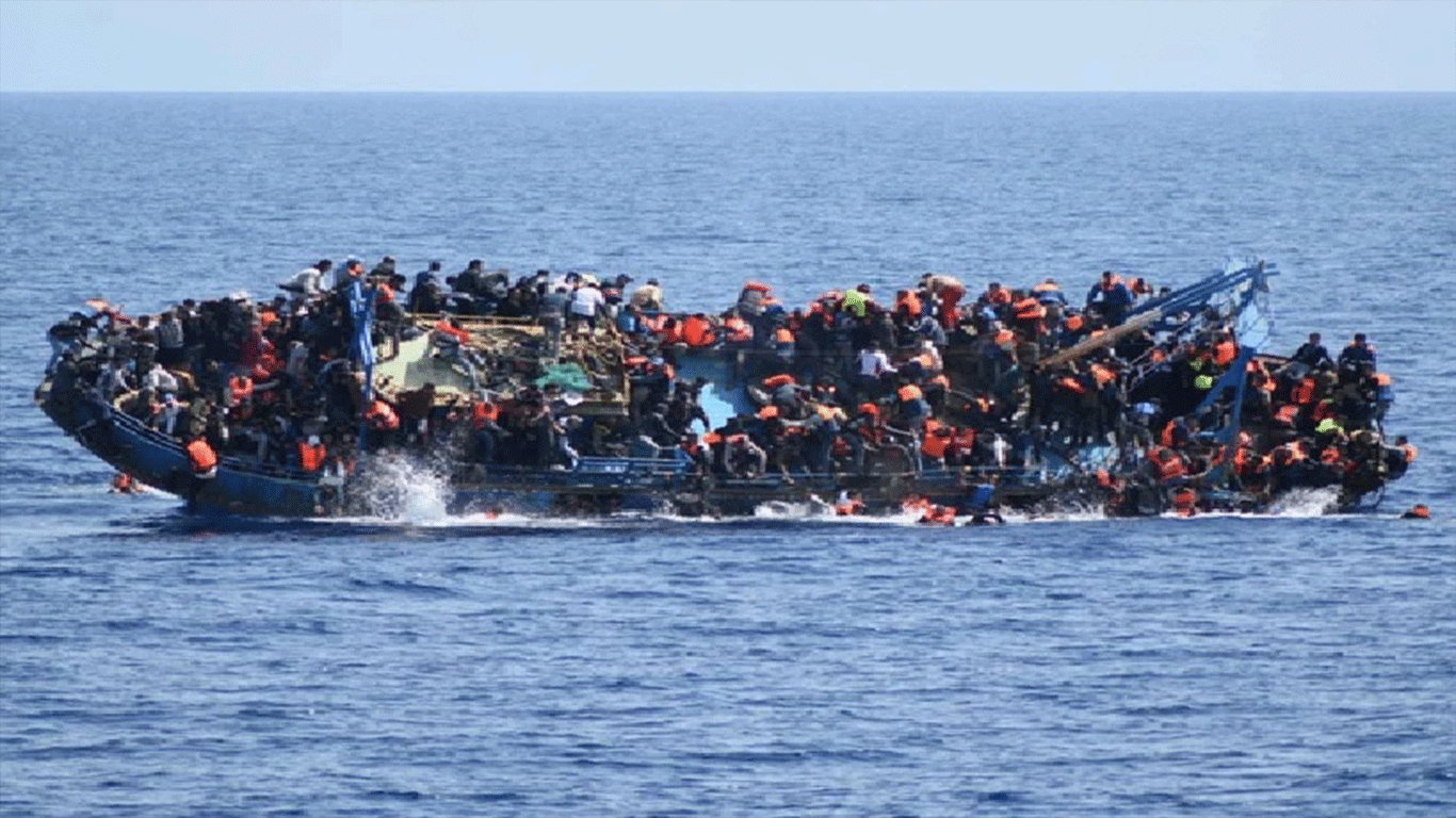 4 dead after migrant boats sink in Mediterranean